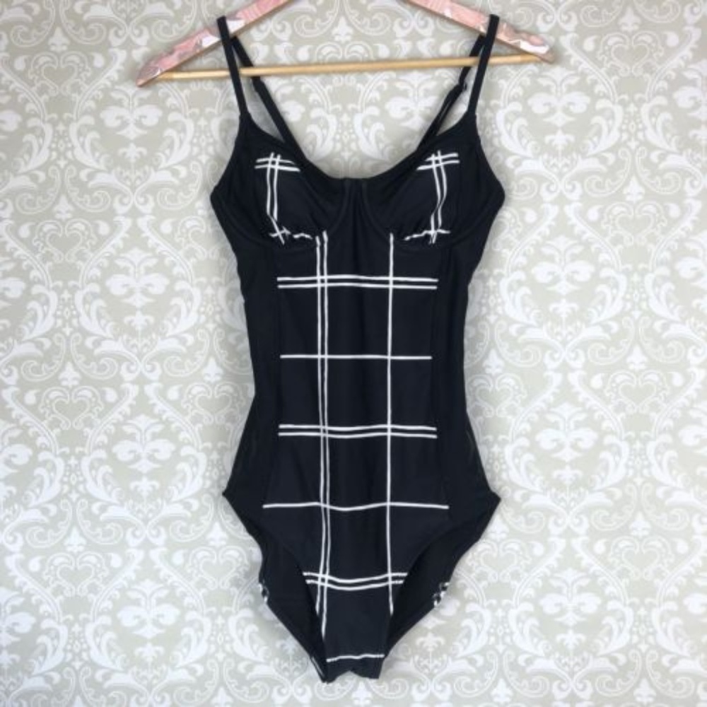 NEW Athleta Lanikai One Piece Swimsuit